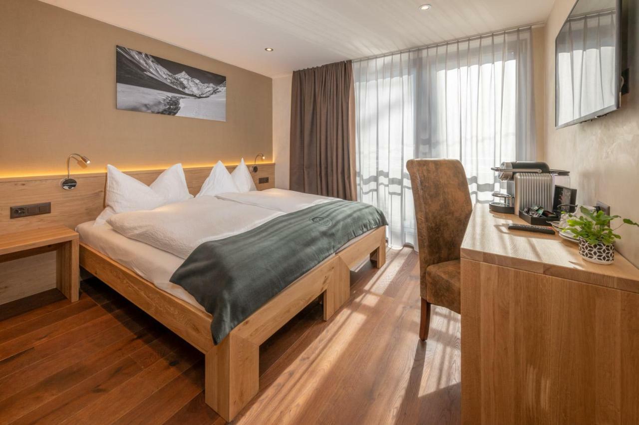 Hotel Heimatlodge Sankt Niklaus Buitenkant foto